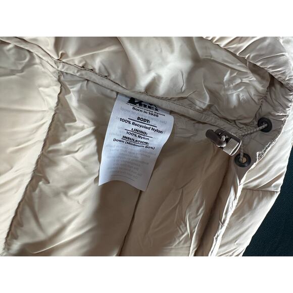 REI Women’s 2X Beige Puffer Jacket Full Zip - Picture 6 of 6